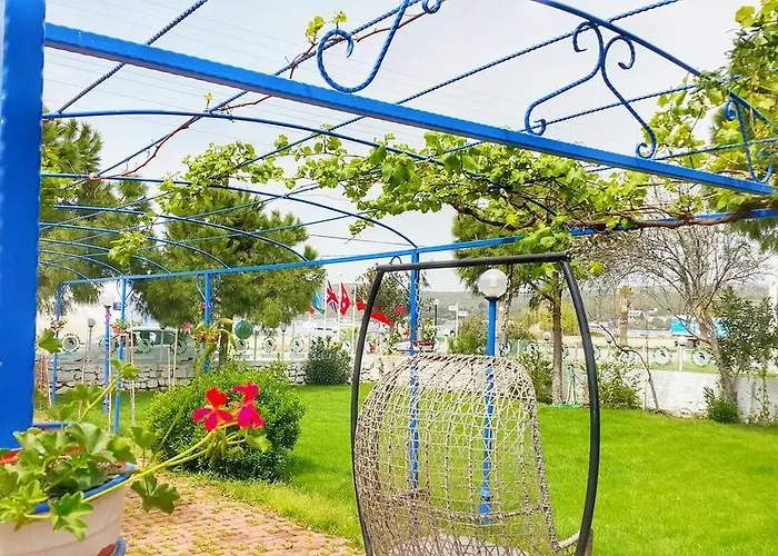 Mavi Zeytin Butik * Seferihisar