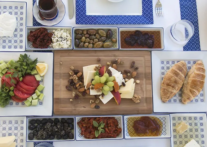 Mavi Zeytin Butik Bed & Breakfast