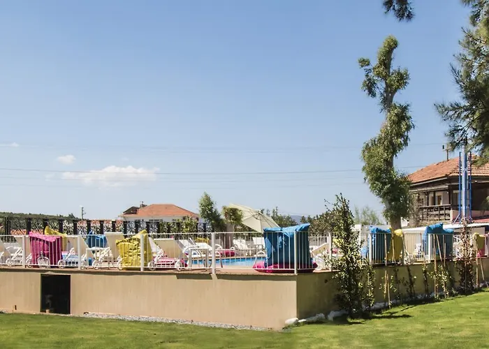 Mavi Zeytin Butik Bed & Breakfast